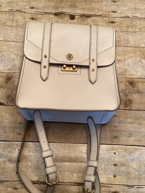 Elegant Women’s Cream Leather Backpack - Classic Design